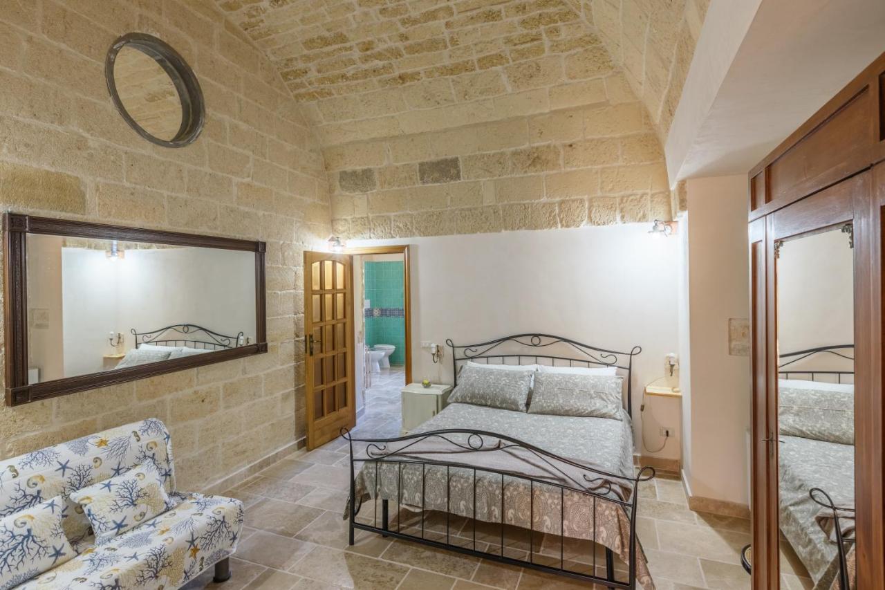 Casolare Lodedo Aparthotel Ceglie Messapica Exterior photo