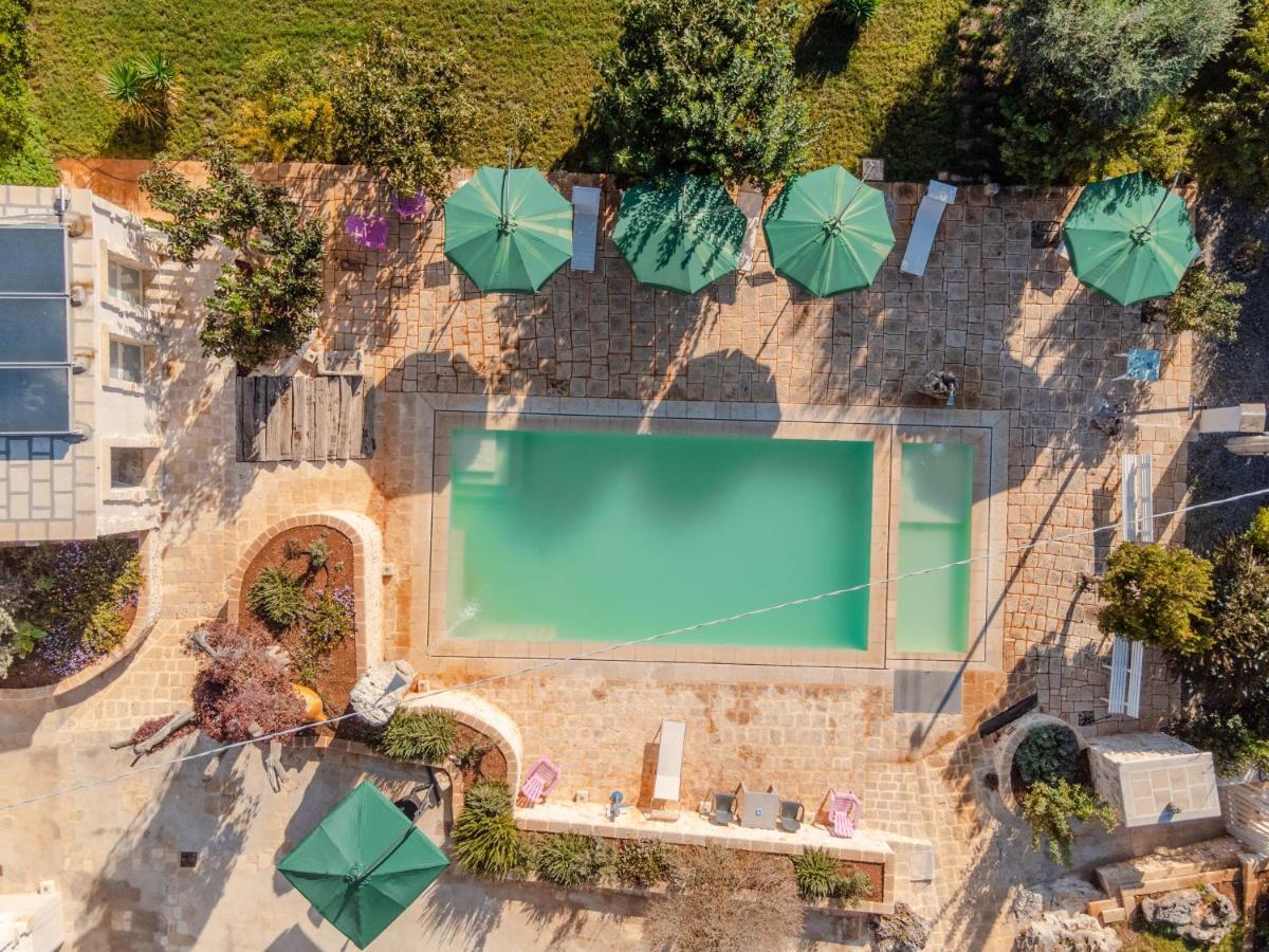 Casolare Lodedo Aparthotel Ceglie Messapica Exterior photo