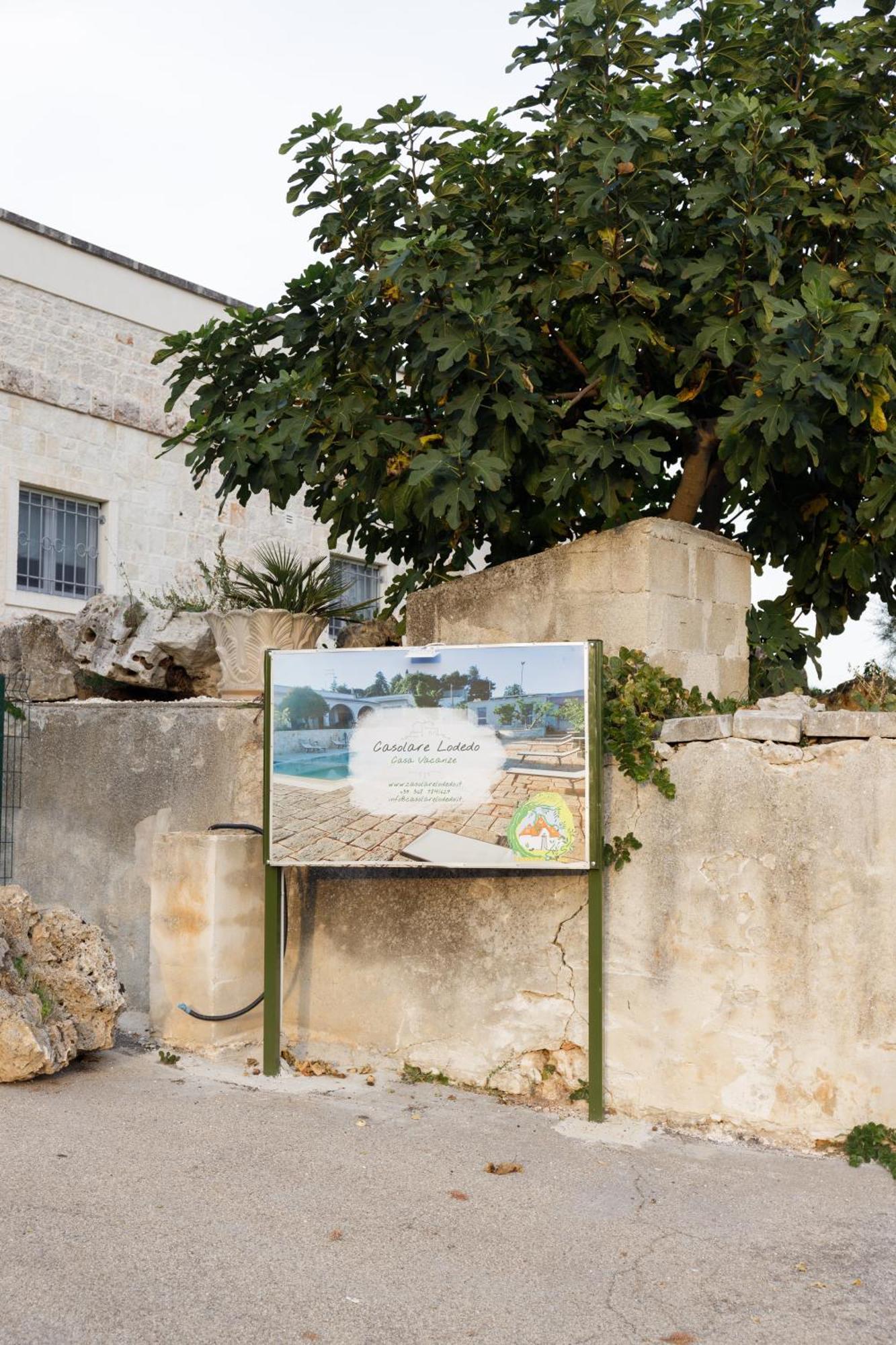 Casolare Lodedo Aparthotel Ceglie Messapica Exterior photo